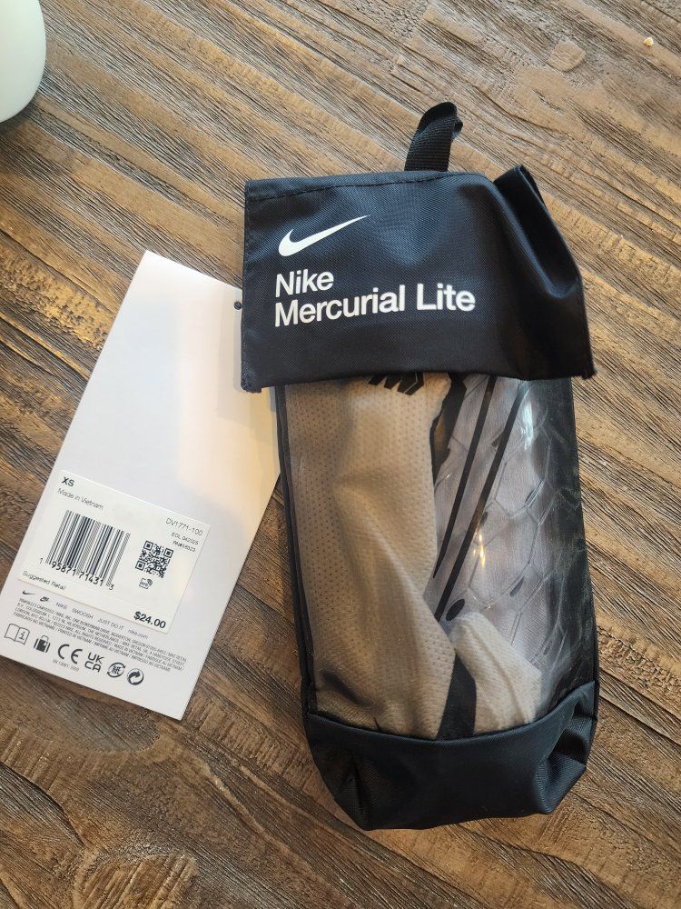 Nike Mercurial Lite Shin Guards - Extra Small (XS) - White