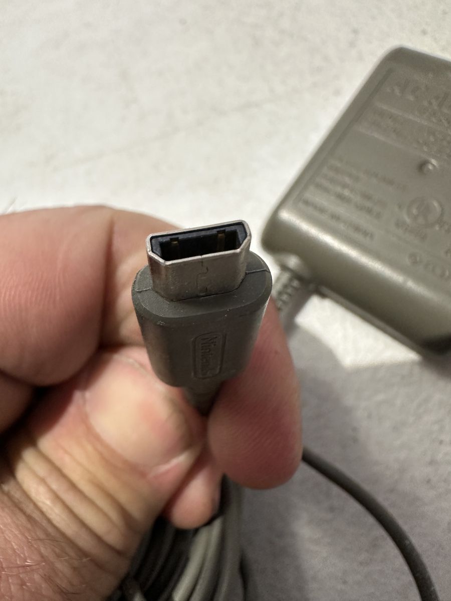 Nintendo USG-002 DS Lite Wall Charger