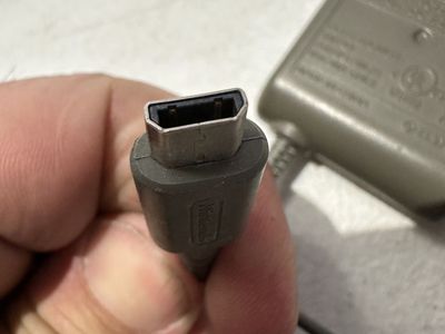 Nintendo USG-002 DS Lite Wall Charger