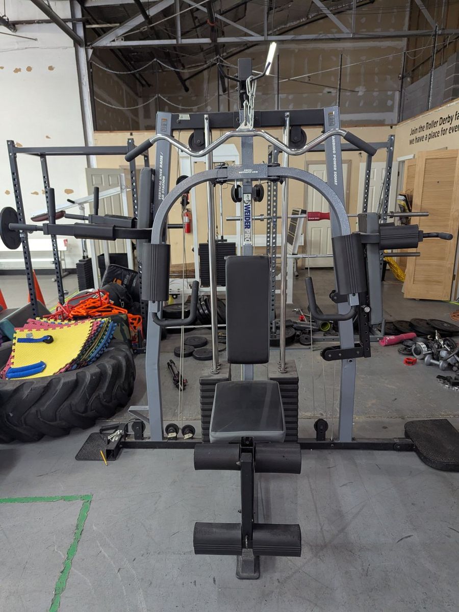 Weight lifting machine. Home workout. Weider Pro 3550.
