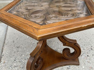 Carved Wood Hexagon End Table w/ Glass Top – Scroll Pedestal Base