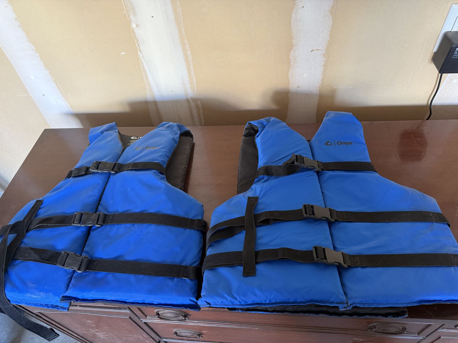 Adult Life Jackets (2)