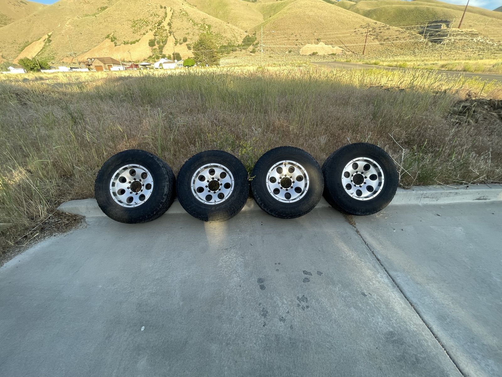 Toyo open country at3s LT285/70R17 with MB 17 inch wheels