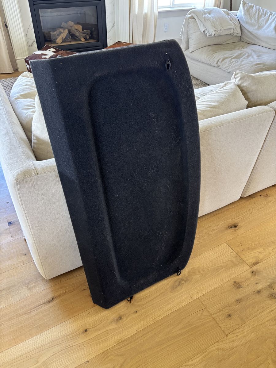 Black Rear Cargo Cover VW Tiguan model 2017 or a little earlier