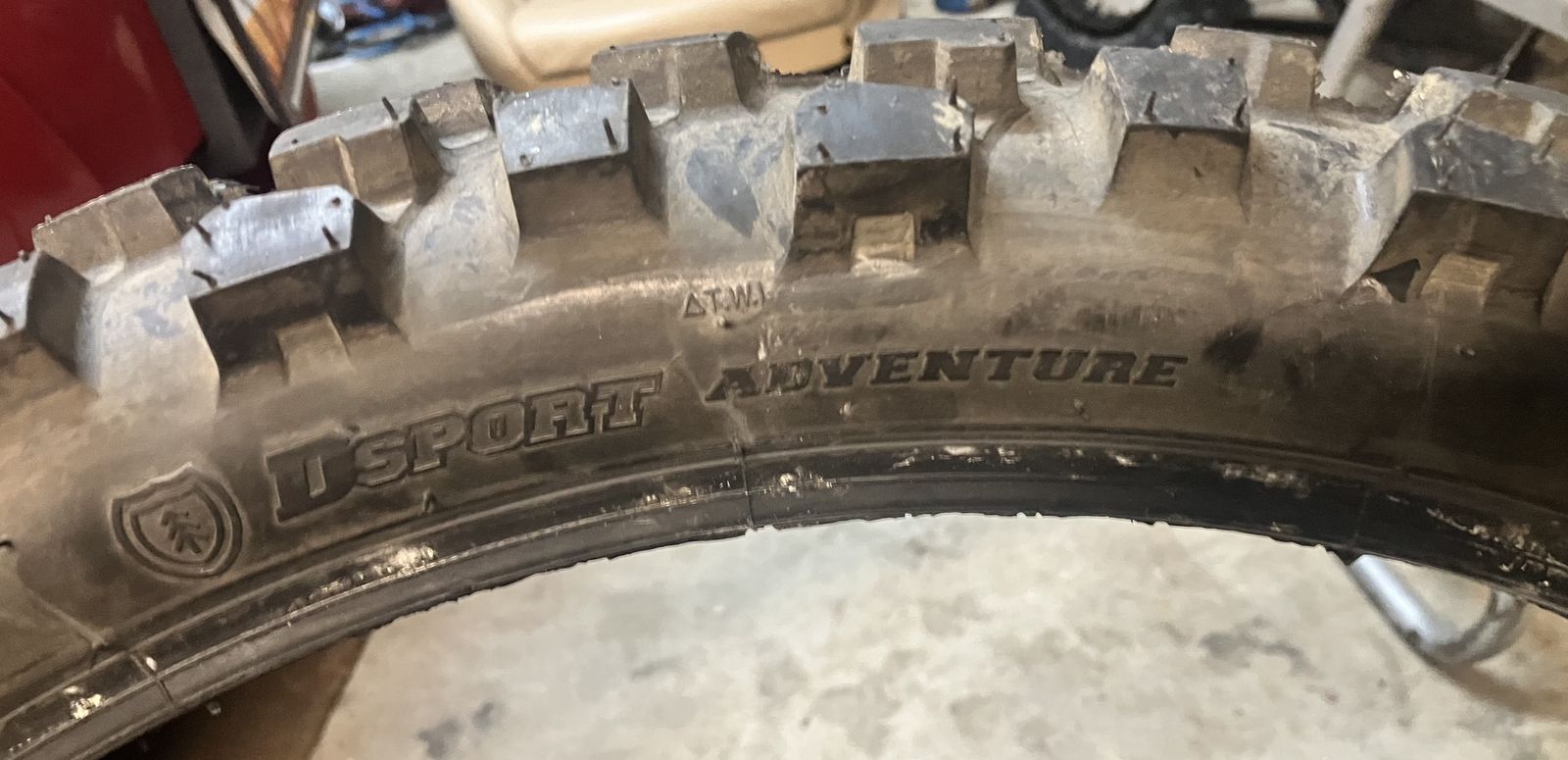 Tusk DSport Adventure 90/90-21