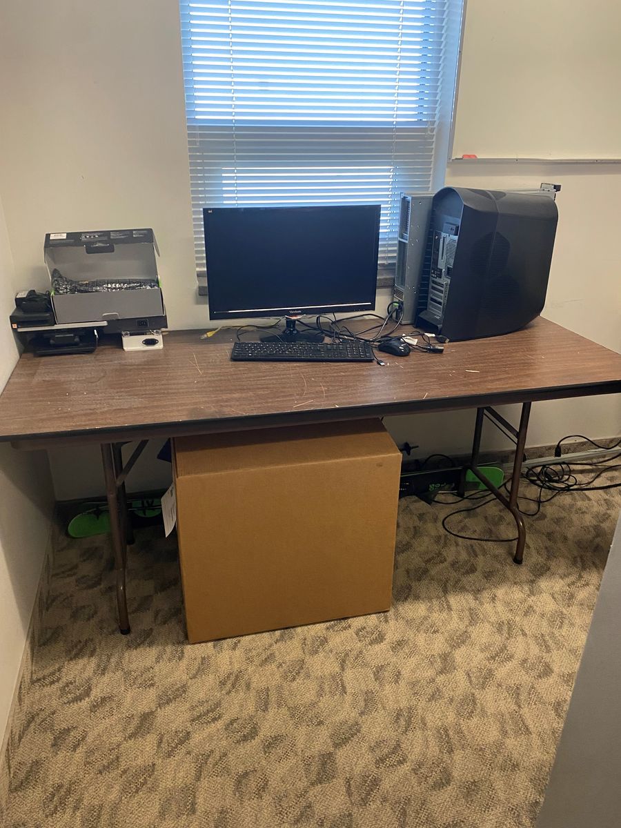 6' Metal Folding Tables