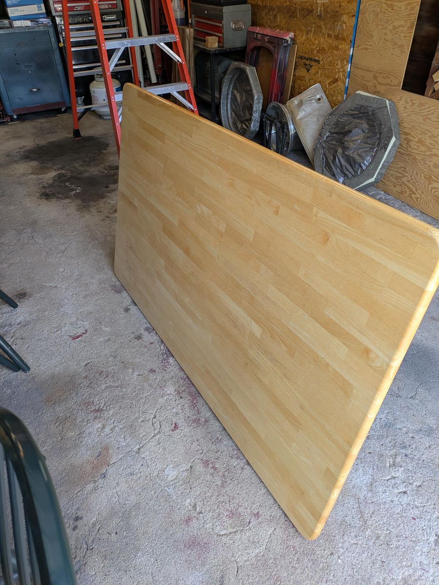 Free Dining Room Table and Chairs Free