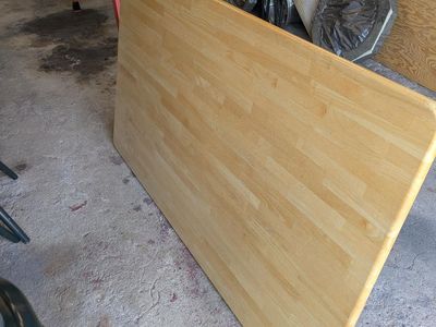 Free Dining Room Table and Chairs Free