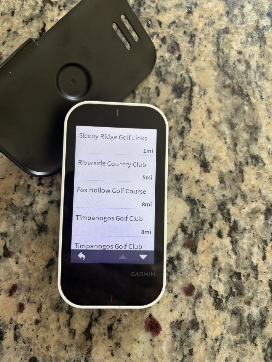 Garmin Approach G80 All-in-One Golf GPS & Launch Monitor with Mount