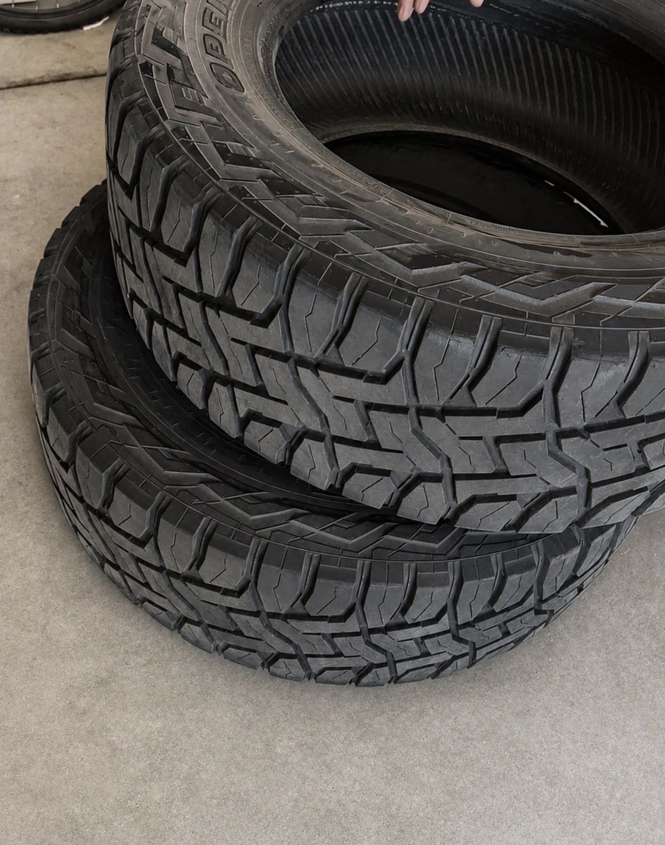 Set of 2 Large Tires TOYO Open Country RT 35X12.50R20LT 121Q  10PR