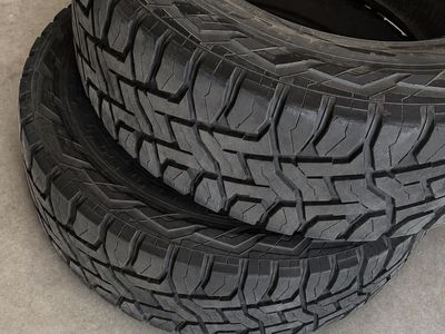 Set of 2 Large Tires TOYO Open Country RT 35X12.50R20LT 121Q 10PR