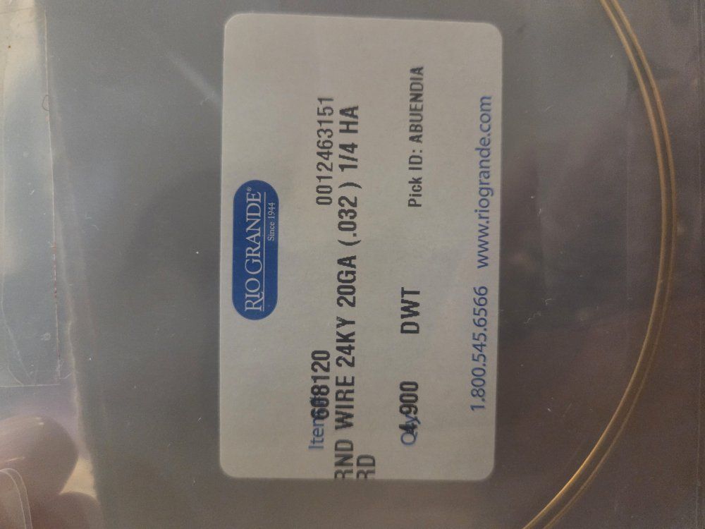 4.9 DWT 24k gold wire