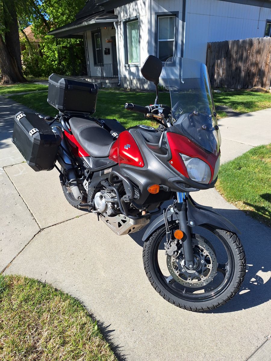 650 Vstrom - 2014 -- Well Maintained -- Priced to Move