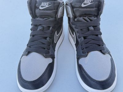 Air Jordan 1 High OG Satin Shadow PS Size 2Y Black Grey FD5304-010 New in Box