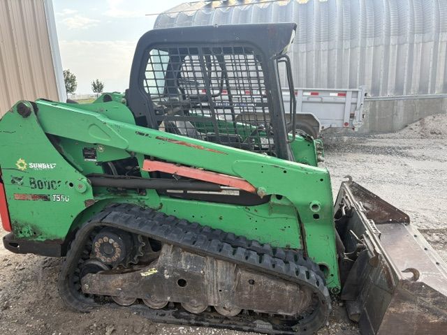 2014 Bobcat T550 Track Skid Steer Loader with New Undercarriage