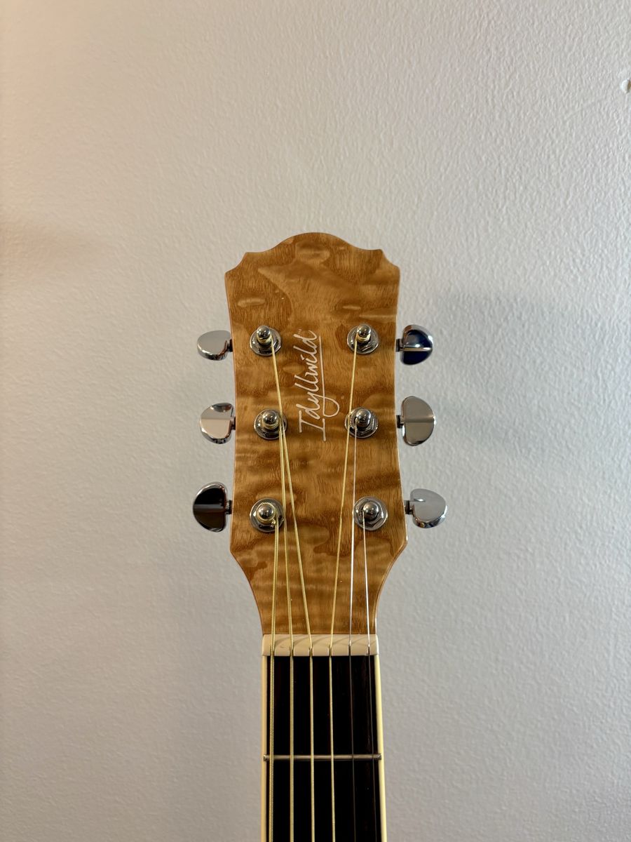 Main image 4