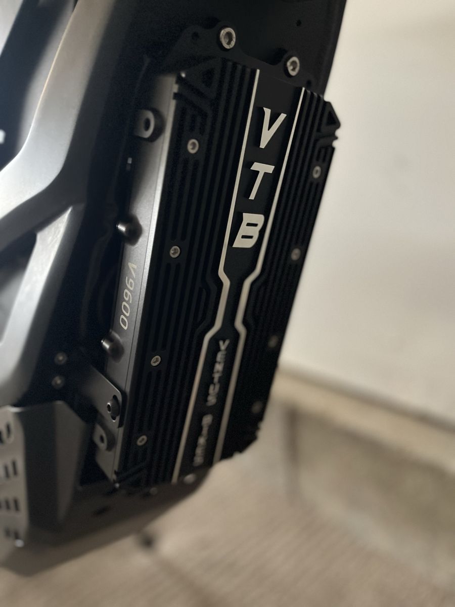 Main image 3