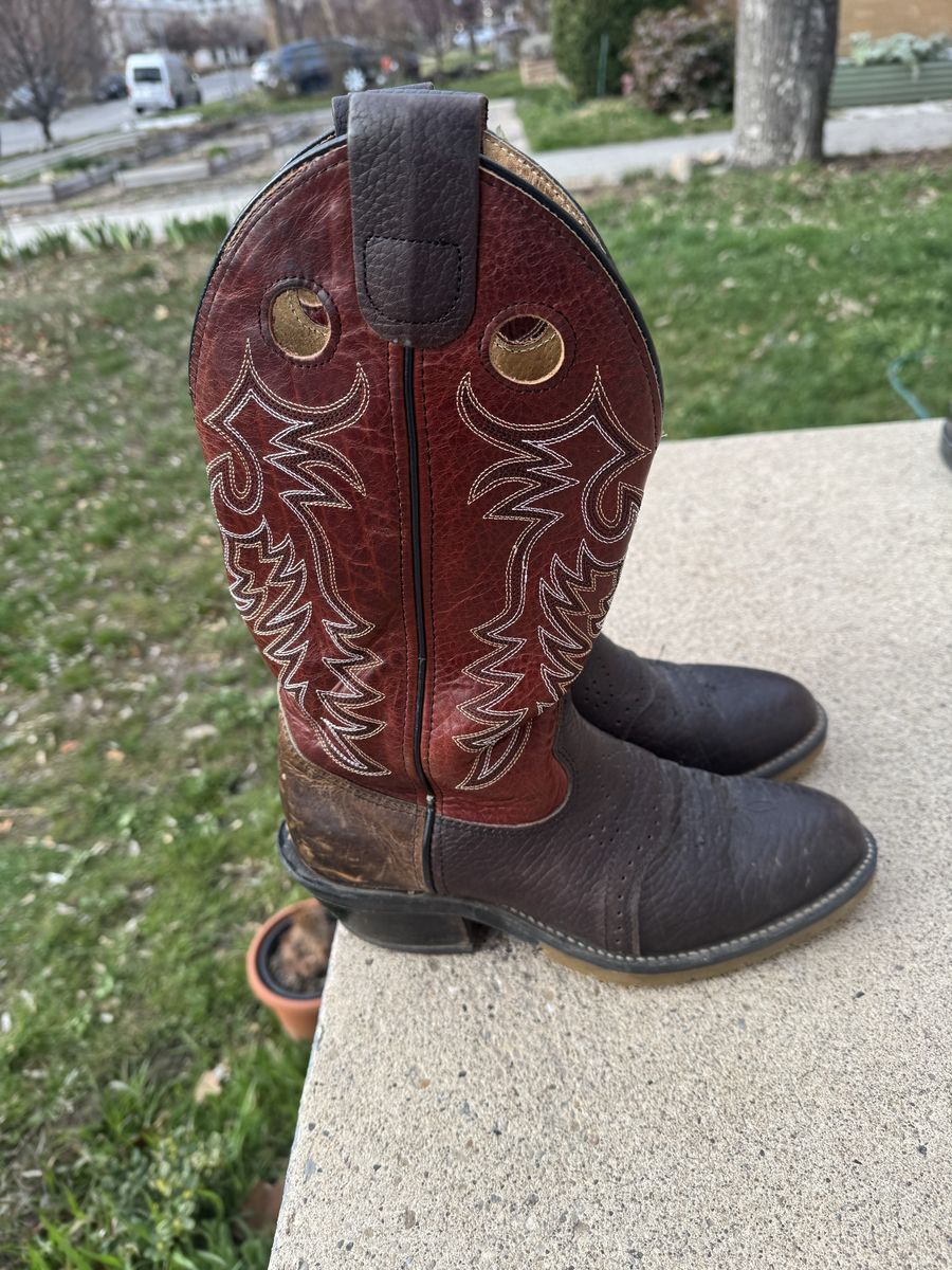 Double H Buckaroo Cowboy Boots. Size 8D