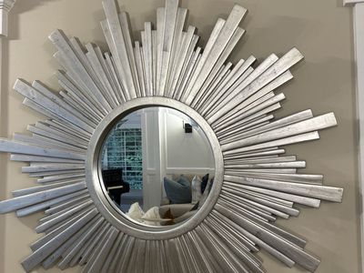 Decorative Silver Sunburst Wall Mirror - Modern Radiance for Any Room