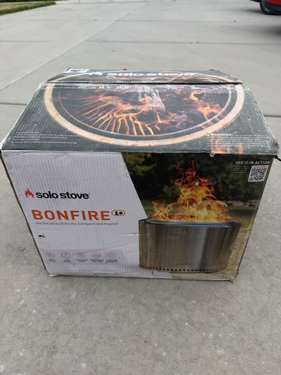 Solo Stove Bonfire 1.0 with stand