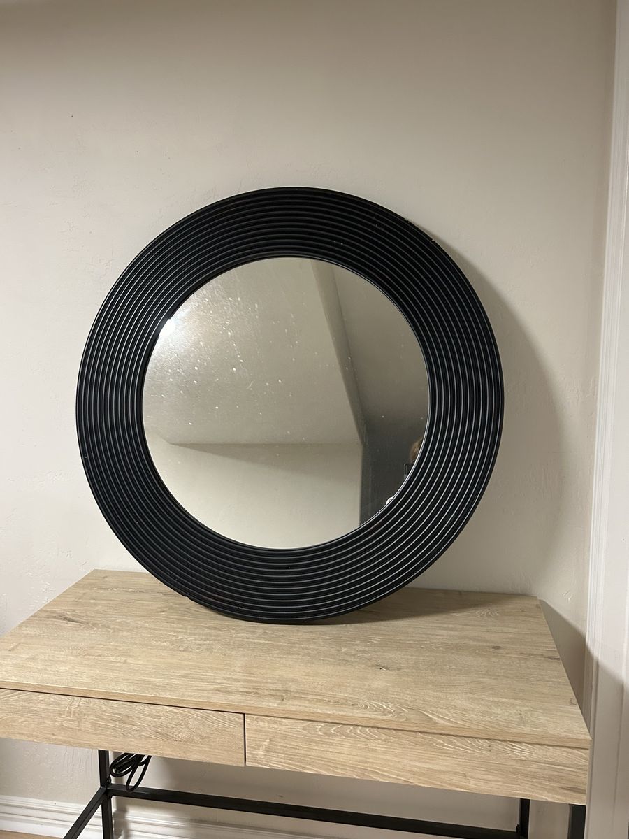 Pier 1 Imports Bulatan Textured Round Wall Mirror - Black Frame