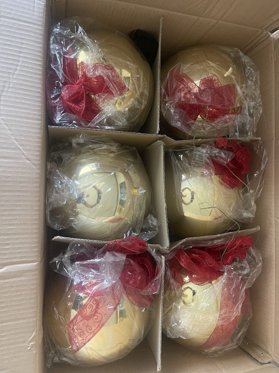Decorative Gold Ball Ornaments - 6 Pack, Festive Red Bows, Home Decor