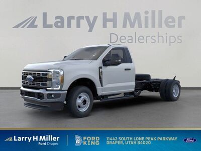 2025 Ford F-350 Super Duty XL