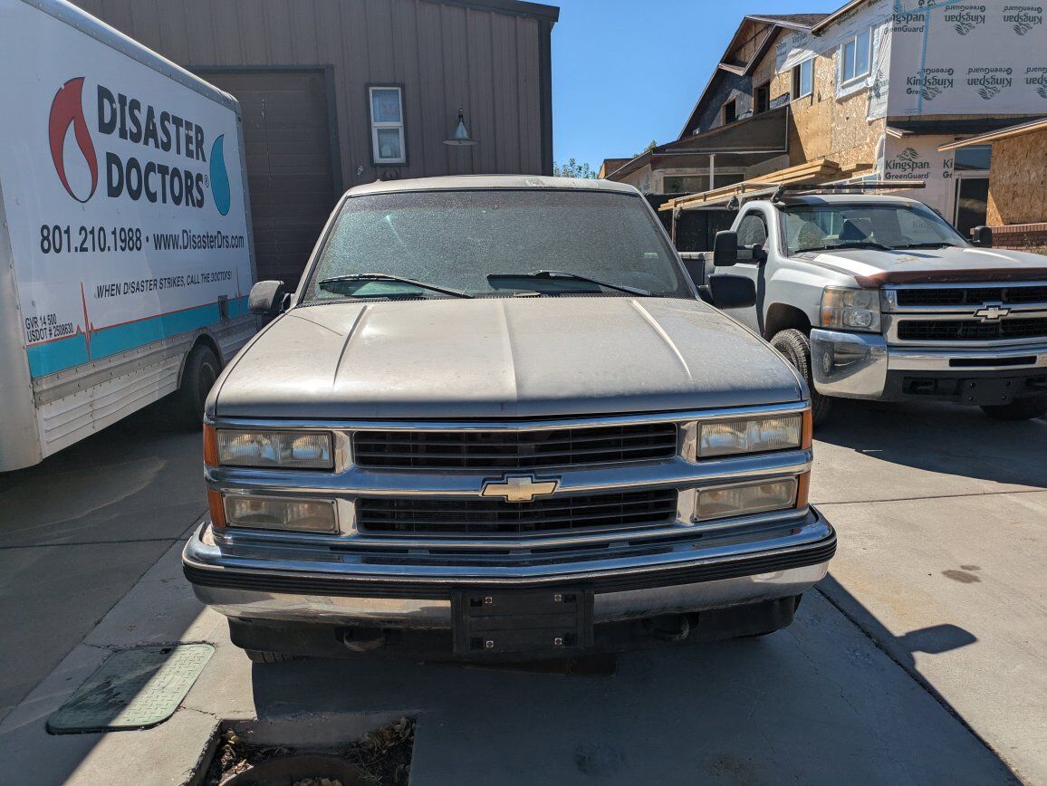 1999 Chevy burban k1500 4x4