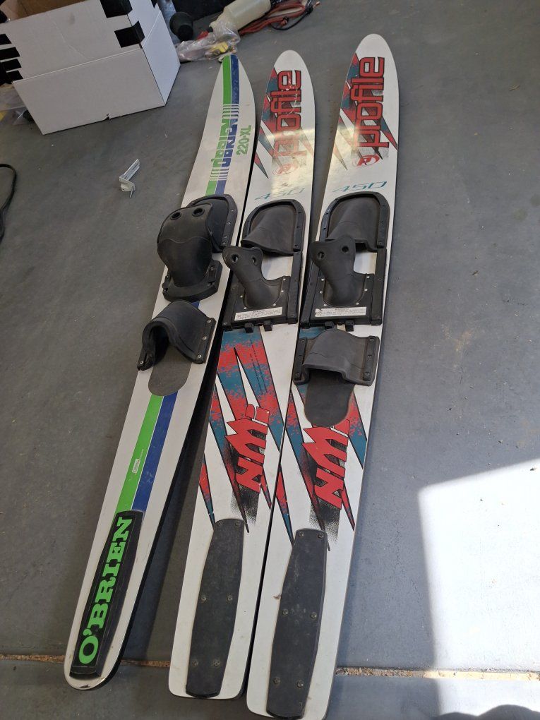 3 waterskis