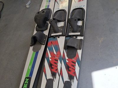 3 waterskis