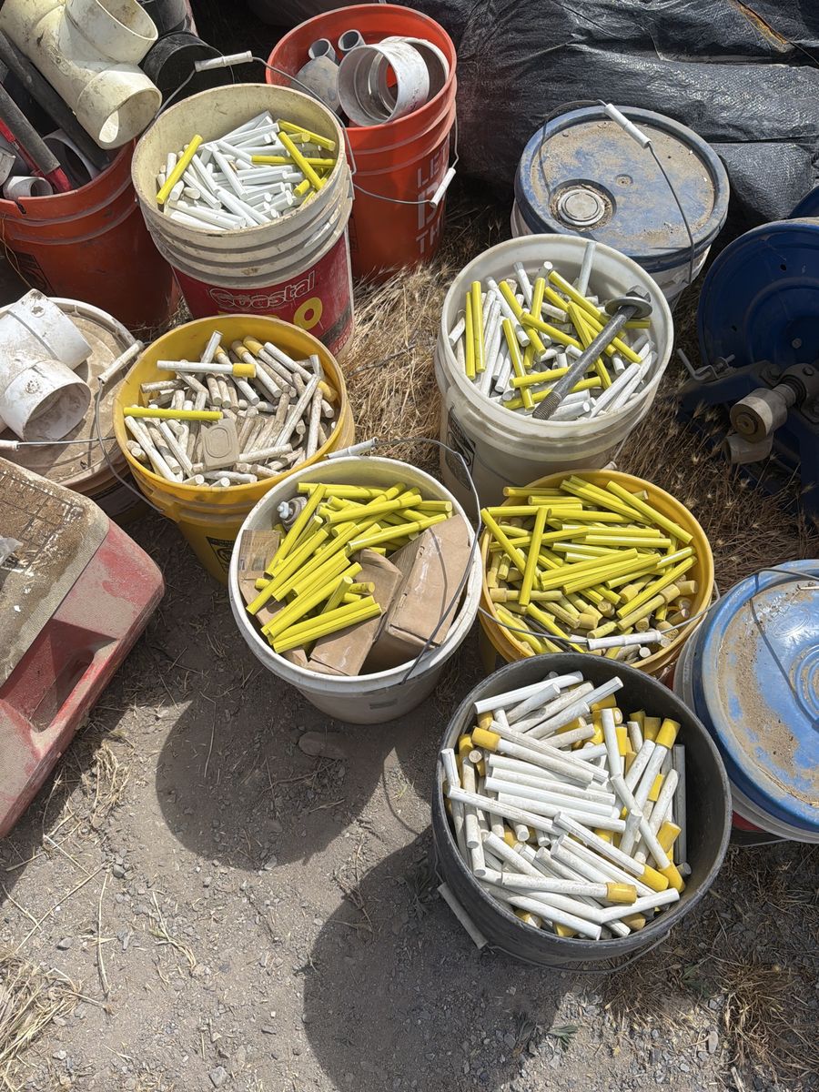 RETAINING WALL PINS