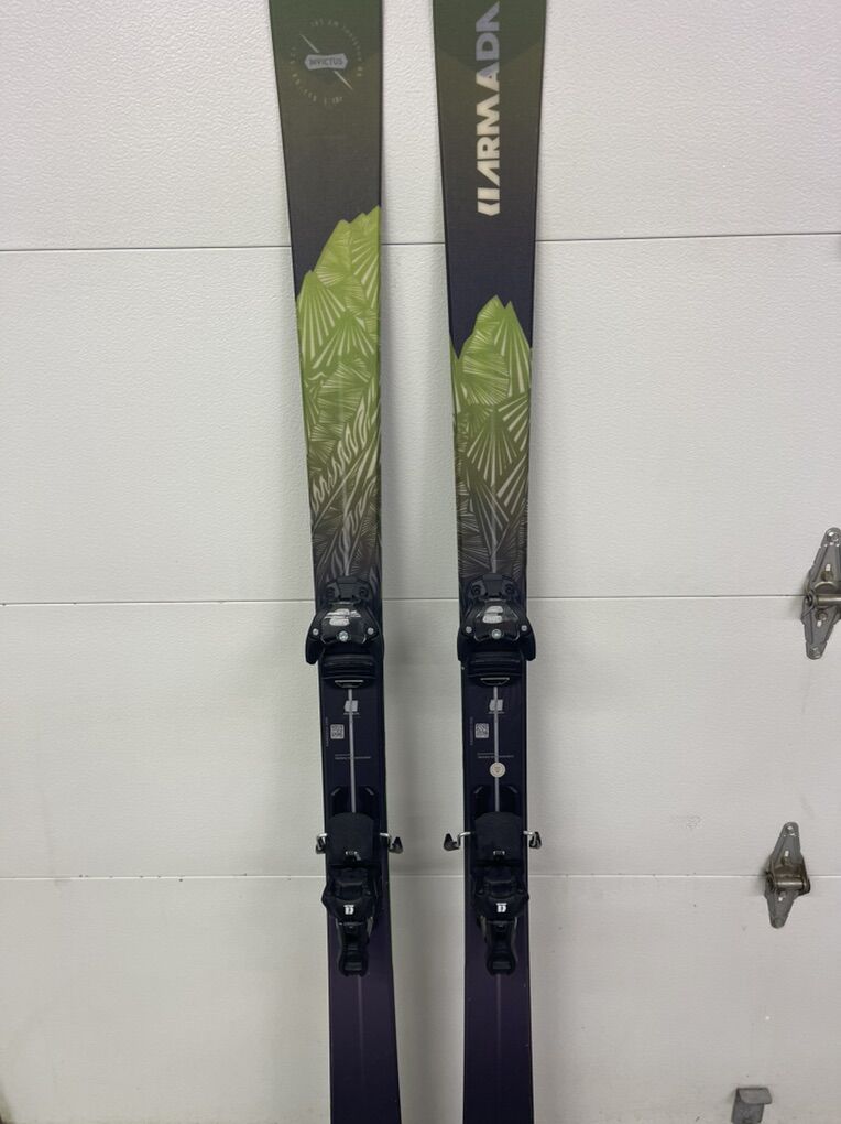 Armada Skis With Bindings