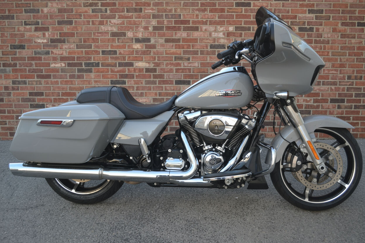 2024 Harley Davidson Street Glide 117 - FLHX