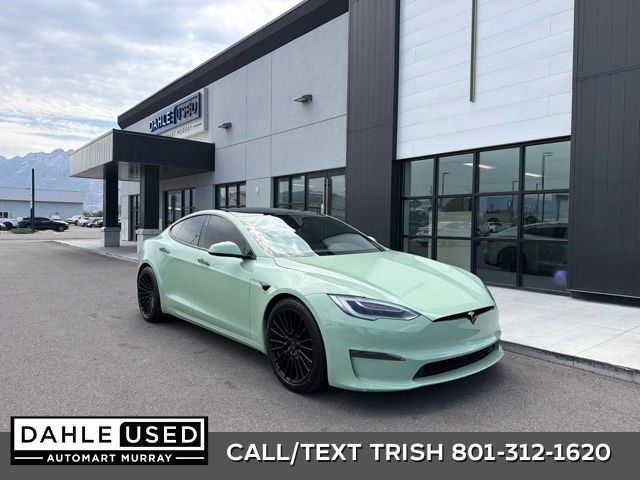 2022 Tesla Model S Plaid