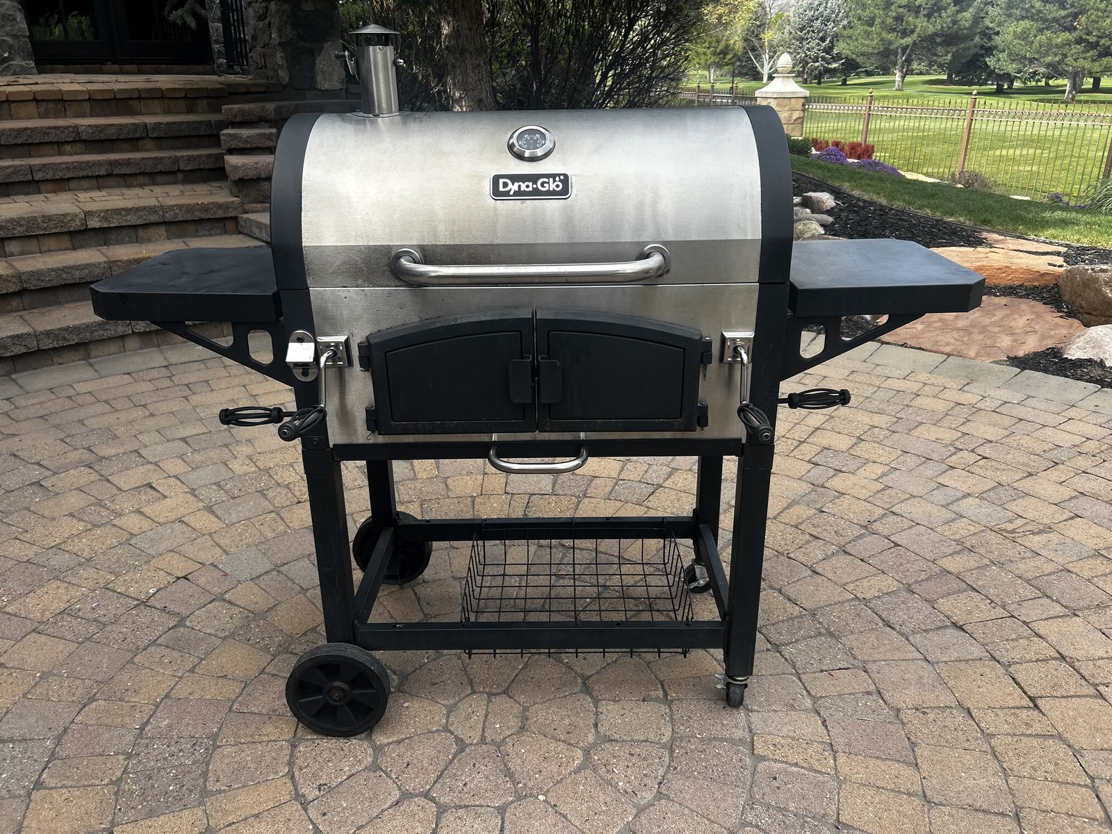 Dyna-Glo Premium Dual Chamber Charcoal Grill