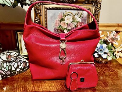 Dooney & Bourke