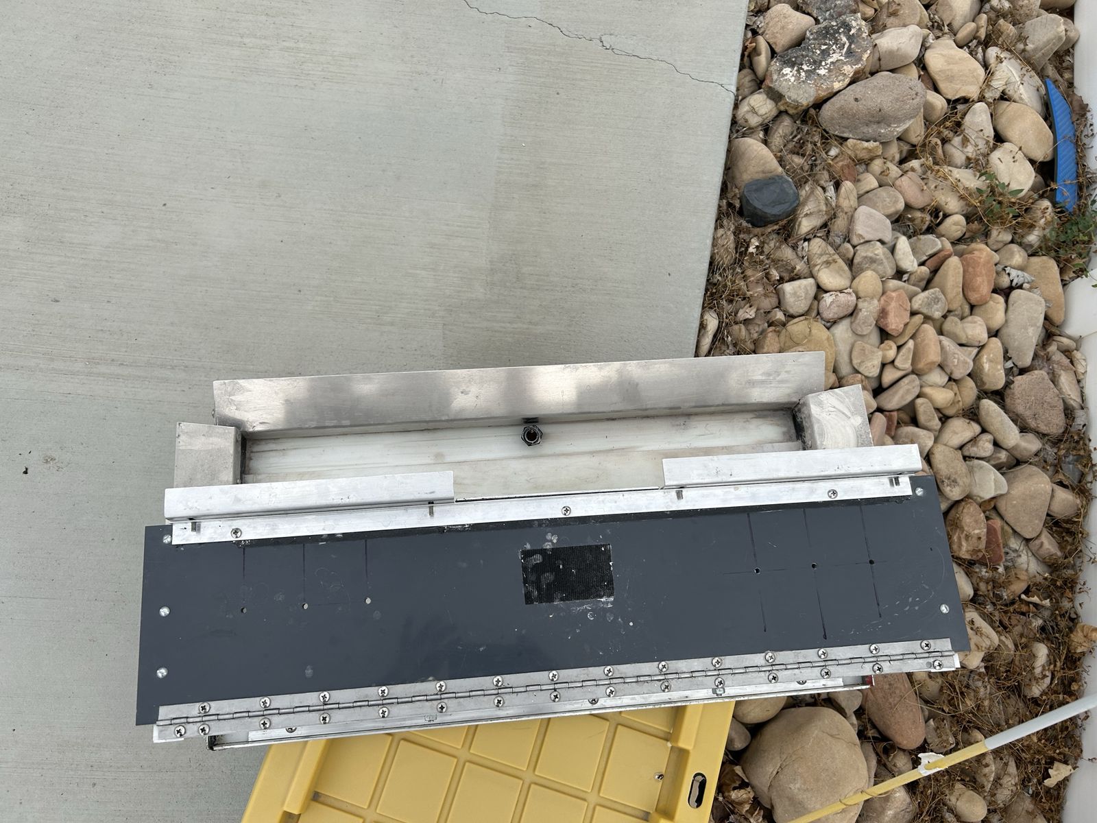Main image 6