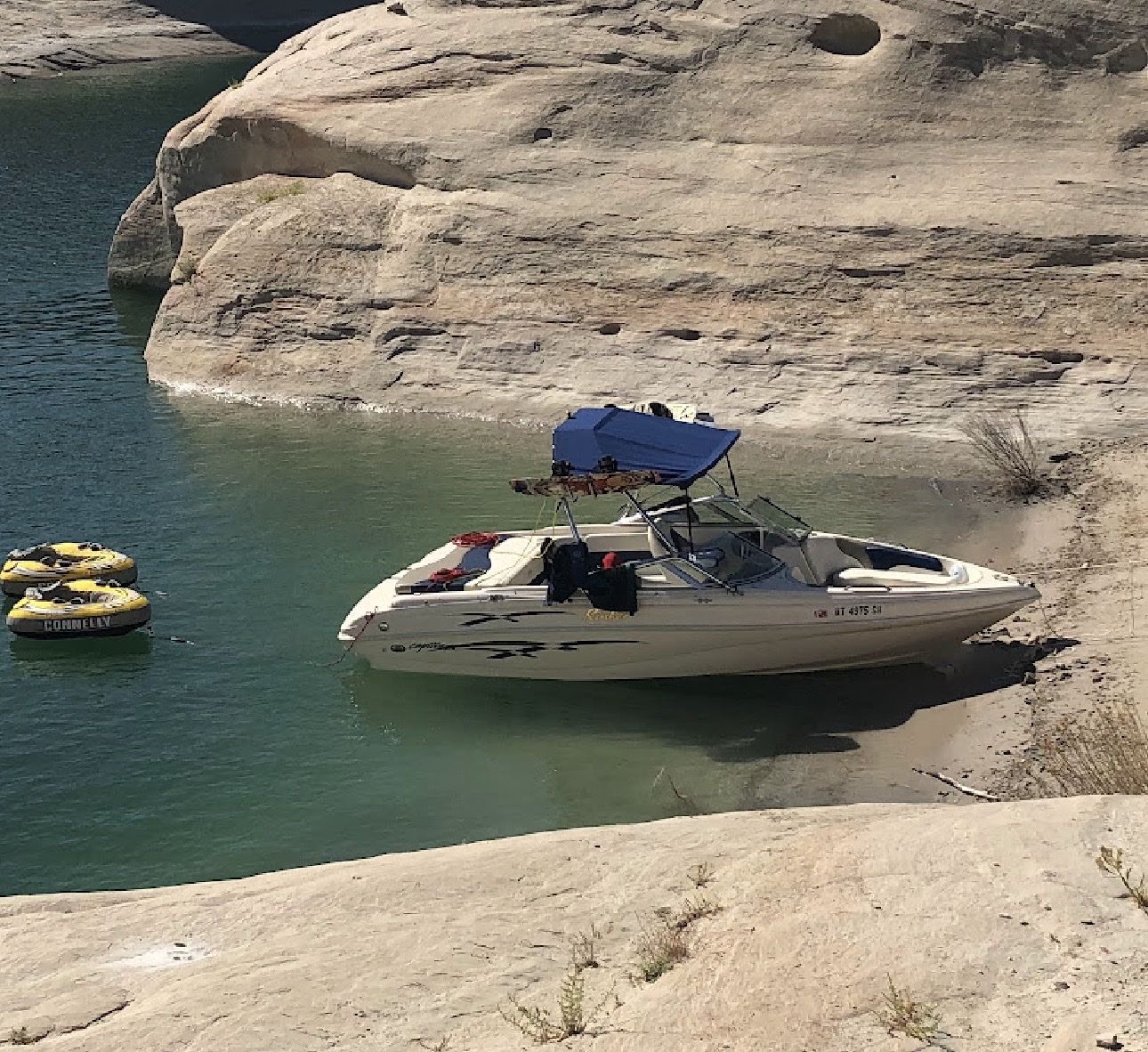 2000 Rinker 212 Captiva 55th Anniversary Edition