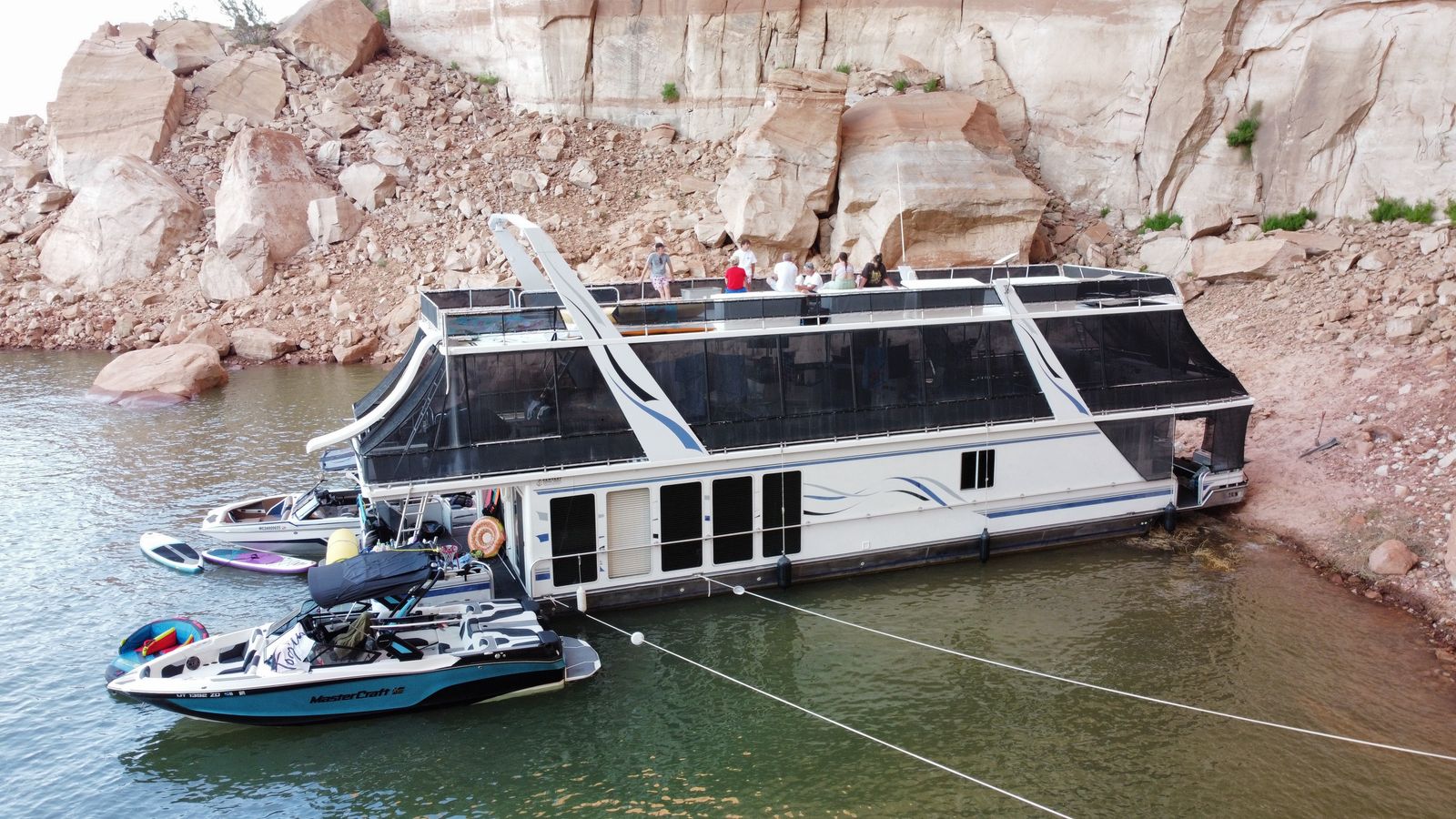 Fantasy Yacht Houseboat – 1/6 Ownership Share Wahweap Marina | Lake Powell