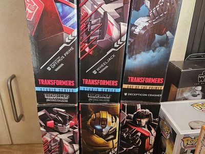 Transformers Studio Series Action Figures - Optimus Prime, Bumblebee, Elita-1 & More - New