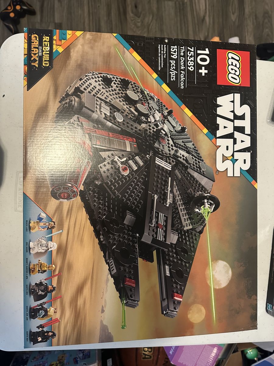 LEGO Star Wars The Dark Falcon Set 75389 - 1579 Pieces