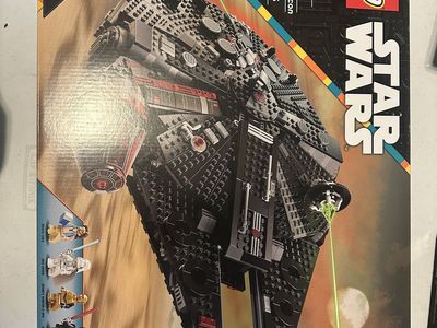 LEGO Star Wars The Dark Falcon Set 75389 - 1579 Pieces