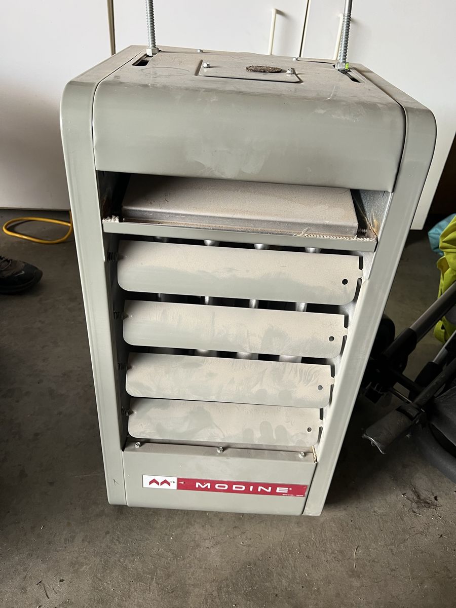 Modine Unit Heater for Industrial/Commercial Use, Aerothermes, Natural Gas, Light Gray