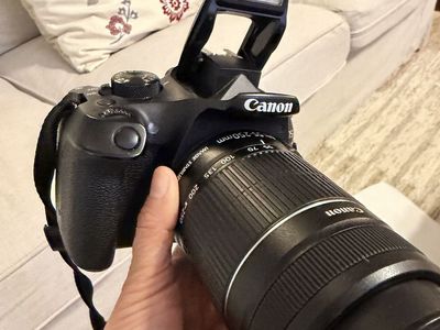 Canon EOS Rebel T6 like new