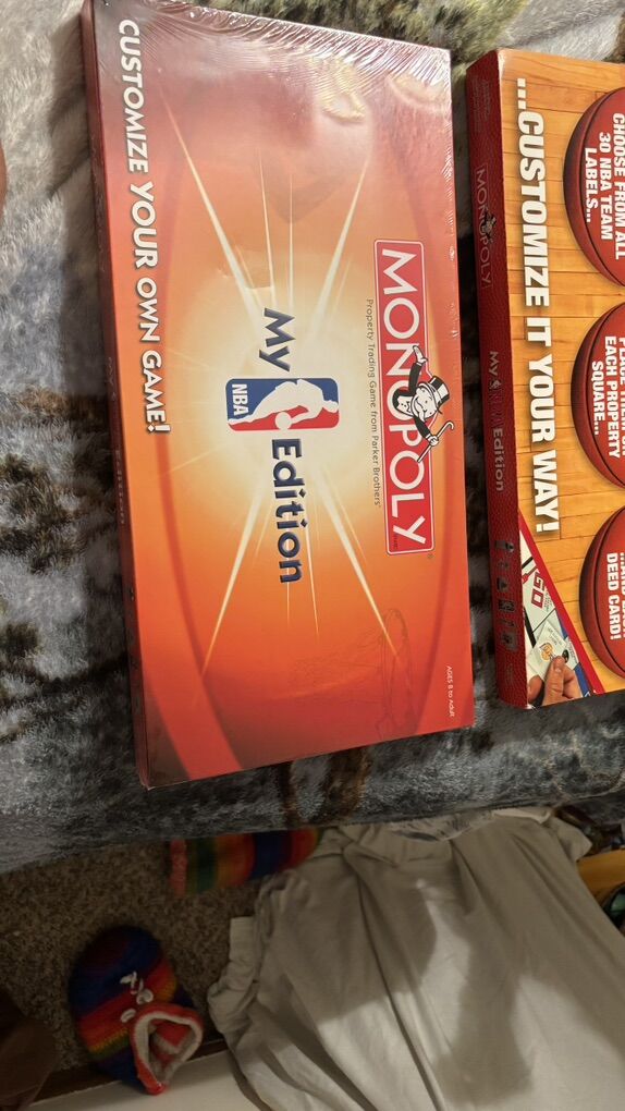 collectors special Edition NBA monopoly Boardgame