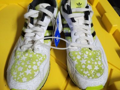 Adidas Oregon Ultra LE Lime Green Star Pattern Lifestyle Sneakers, Size 10 White/Black/Green