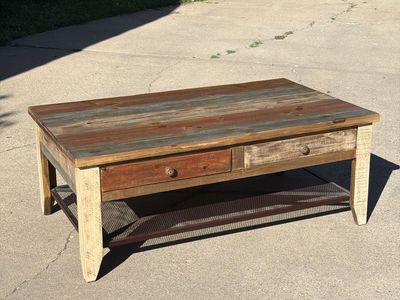 Rustic Farmhouse Coffee Table with 4 Drawers & Metal Mesh Shelf