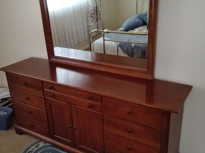 Stanley Furniture Wooden Dresser with Attached Mirror and Nightstand Set