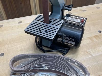 Delta 1" Belt Sander