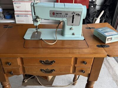 Singer Sewing Machine